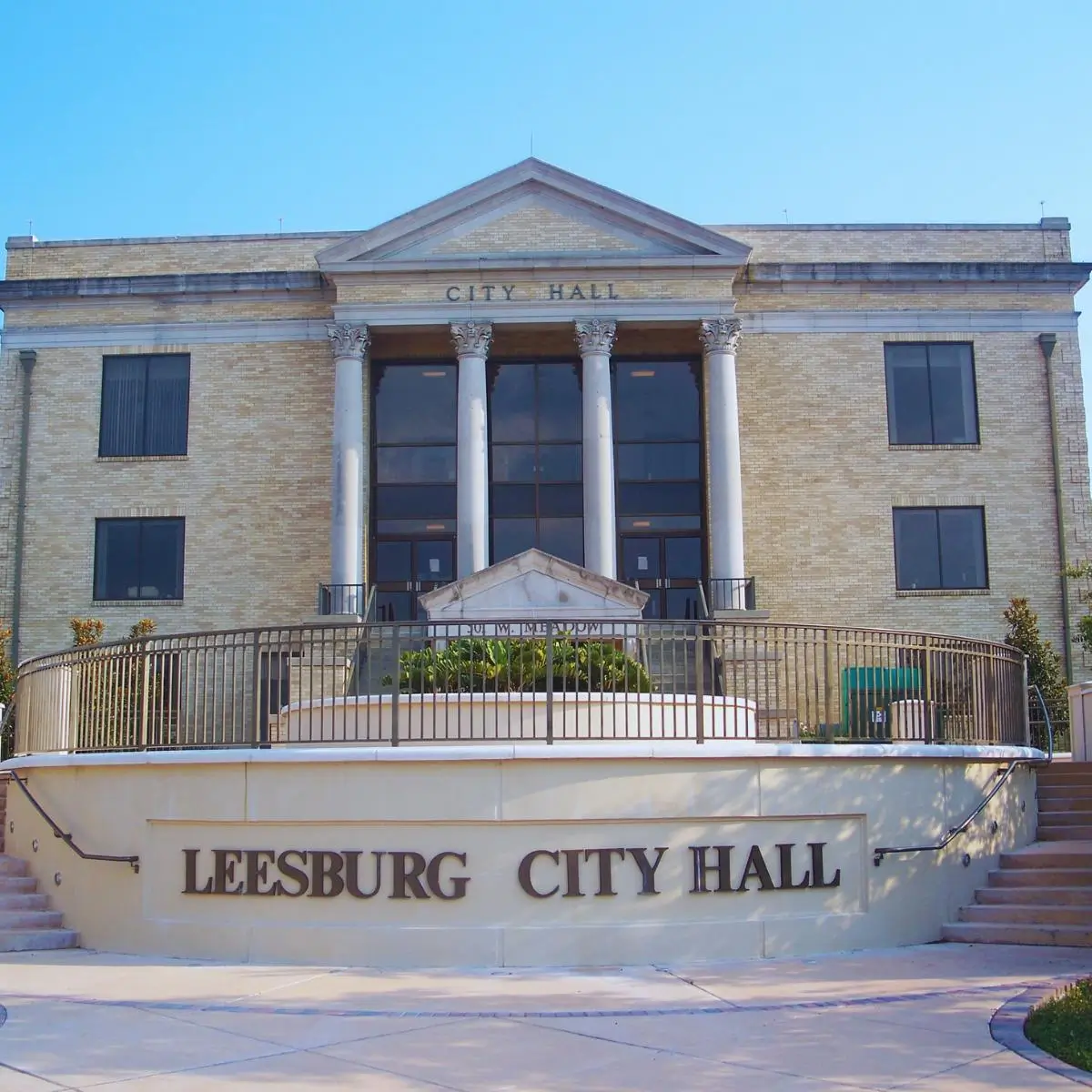 Leesburg City Hall, Leesburg, FL