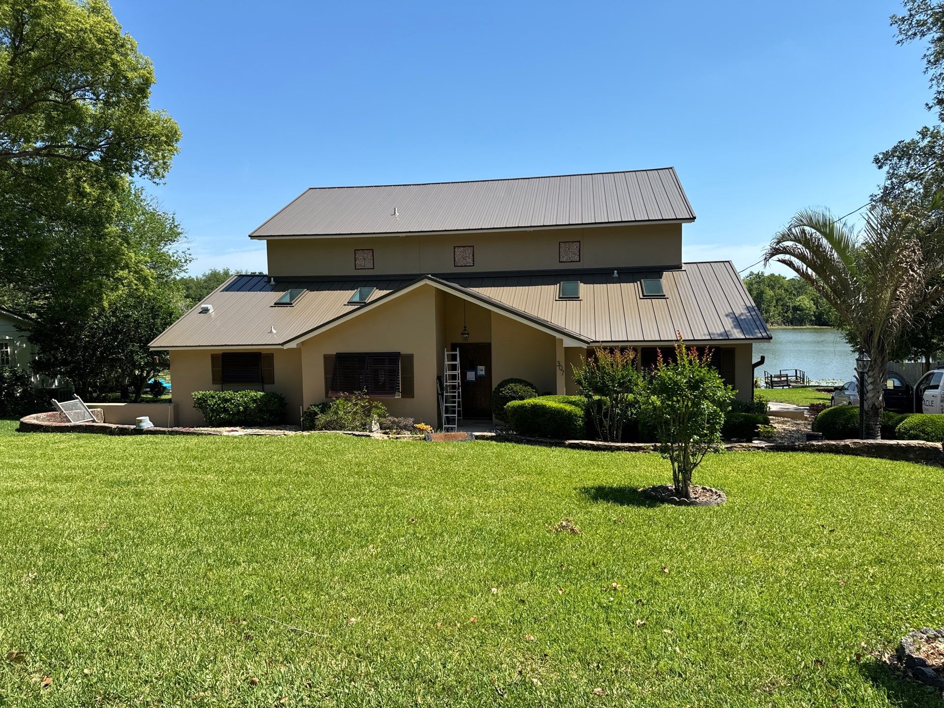 Standing Seam Metal Roof Replacement